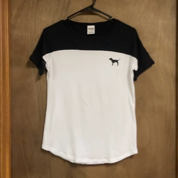 Victorias Secret Pink Short Sleeve Shirt Extra Small - Picture 2 of 2